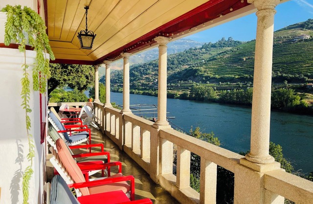 Beautiful Quinta on the Douro River