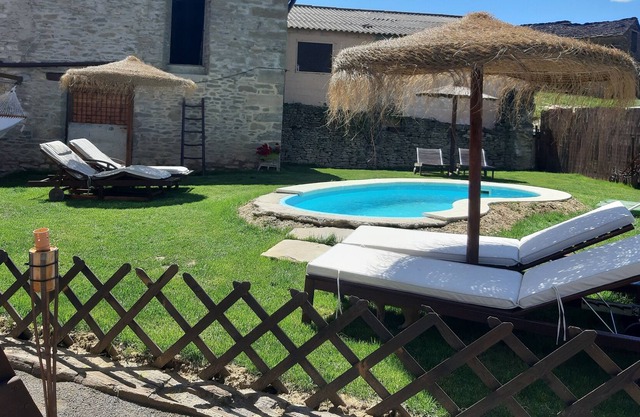 Beautiful rural house that preserves its antiquity, full of details and love