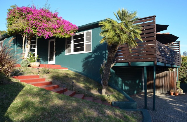 Beautiful Santa Barbara 2 Bedroom Cottage