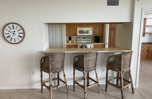 Beautiful sunset views of the Gulf from this western facing 9th floor condo.