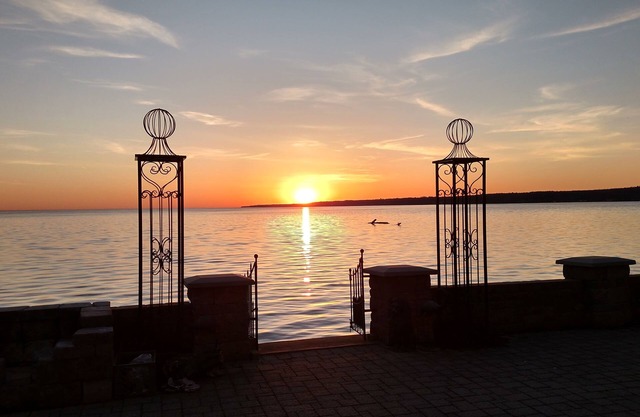 !Beautiful Sylvan Beach Sunsets!