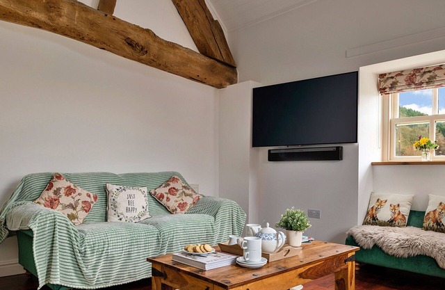 Beautiful villa for 4 people with WIFI, hot tub, TV and terrace