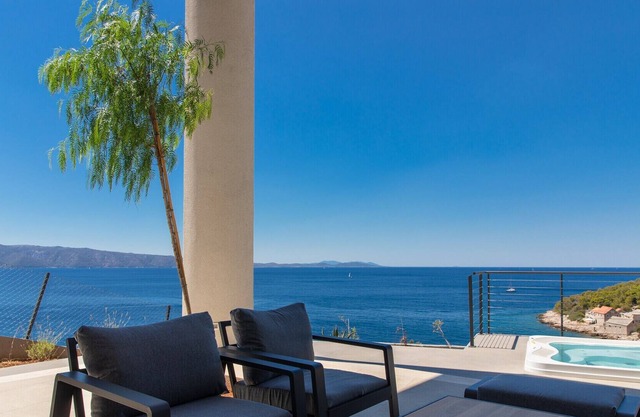 Beautiful Villa Ovation