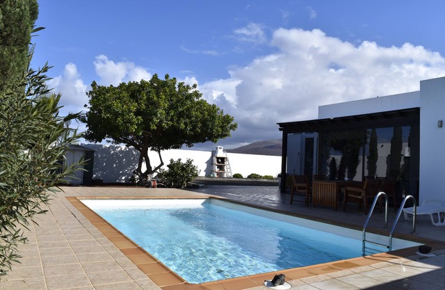 Beautiful villa with private pool, secluded gardens and mountain views