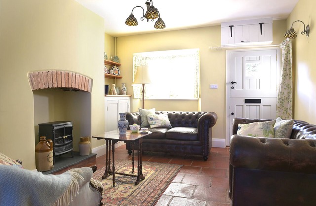 Beautifully restored 2 bedroom, pet friendly cottage, ideal for exploring Exmoor