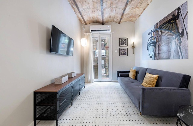 BeBarceloner Badal Apartments - 2 bedrooms