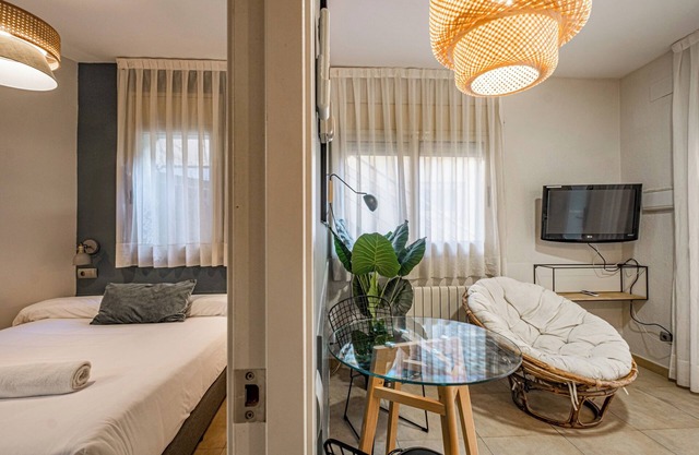 Bebarceloner Sants Estudios A4