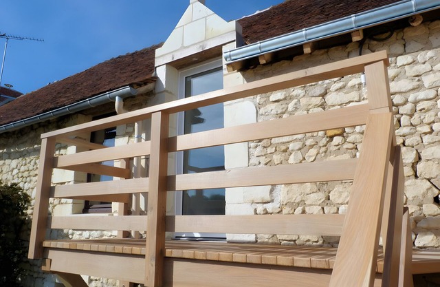 Bed and Breakfast 'Vert Ailleurs' with Shared Terrace, Shared Garden and Wi-Fi