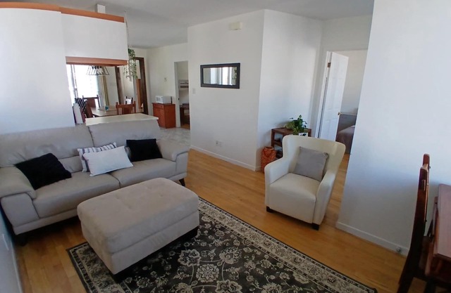 Bel appartement 3 chambres. À quelques minutes du centre-ville!