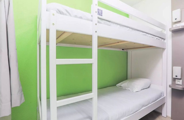 Belambra Clubs Superbesse - Le Chambourguet - Half-board - Accommodation Classic 1 Bedroom 2 Adults and 1 Child Corner Night Balcony