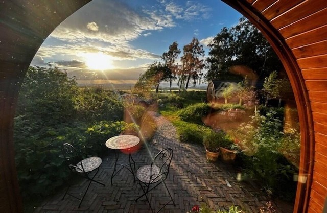 Belhaven Bay Pod - Luxury Double Bed - Sea View