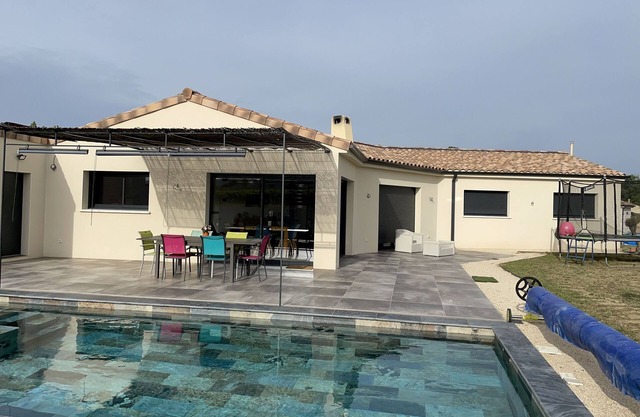 Belle Villa Avec Jardin et Piscine Sans vis à vis