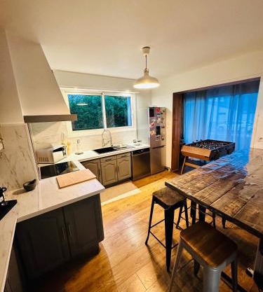 Belle maison avec jardin expose plein sud proche centre ville