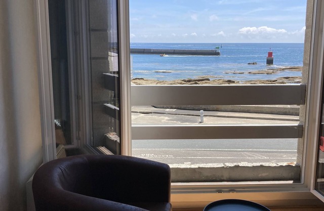 Belle vue mer à 50m de la Plage et Commerces