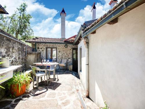 Belvilla by OYO Farmhouse with Private Terrace