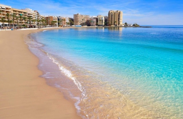 Belvilla by OYO Chalet San Miguel de Salinas