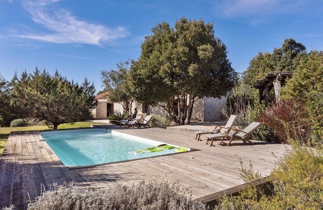 Bergerie SUVARA 4 people, heated pool