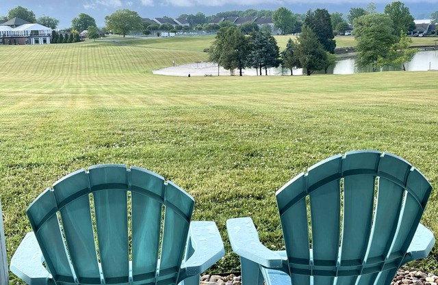 Bernard's Landing Hillside Lake Escape @ SML