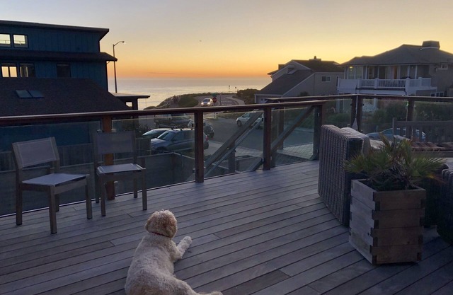 BEST LOCATION! Ocean and Sunset Views; Family & Pet Friendly