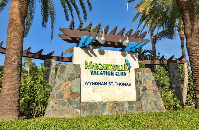 Best Resort in the Virgin Islands! Beaches, Restaurants, Pools