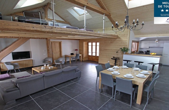 BETWEEN LAKE AND MOUNTAINS: La Belle Etoile - Rental ★ near Lake Annecy