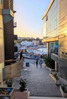 Big 7, The Paceville Stay