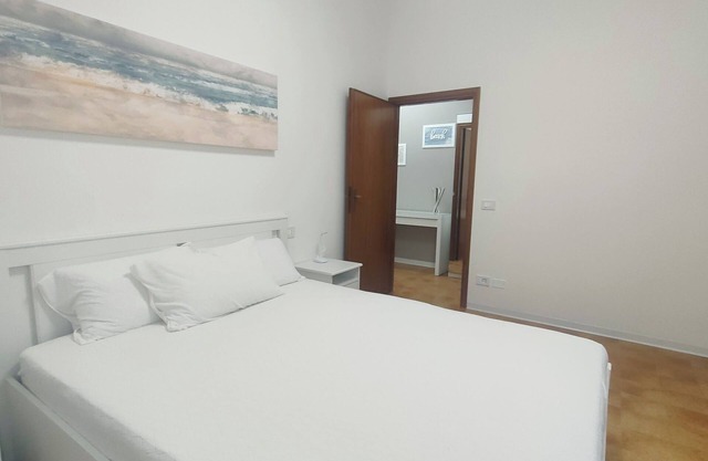 Bilo Duranti - One Bedroom Apartment, Sleeps 3