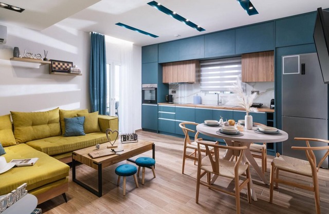 Blue Apartment in the Hill