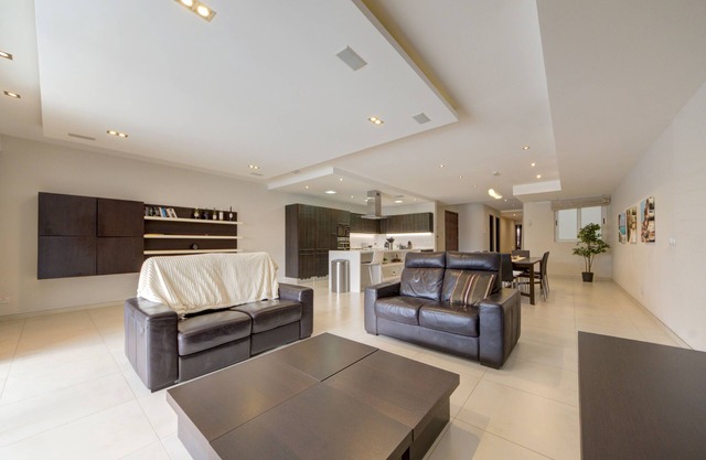 Blue Harbour, 2 Bedroom apartment with Marina View