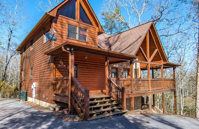 BLUE RIDGE TREE HOUSE - Relax in the ambiance of Blue Ridge - Private-EZ access