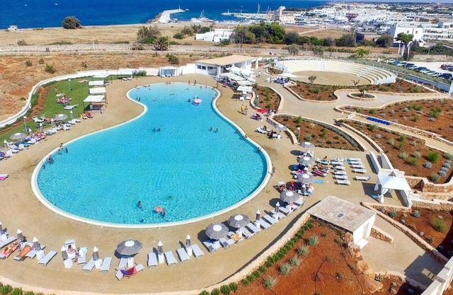 Blue Sea Villas With Garden View by Wonderful Italy