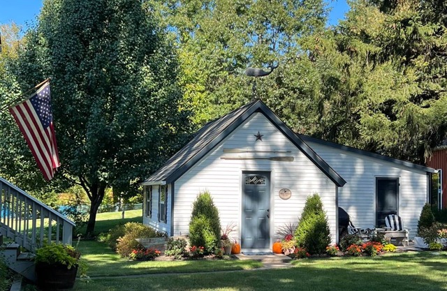 Blue Vieira Cottage Inc.