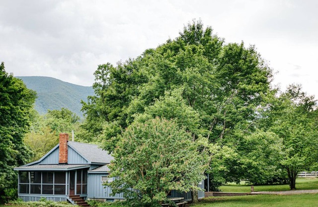 Bluebird Cottage: Near 151 + Appalachian Trail
