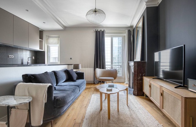 Blueground | Bastille, doorcode, near Le Marais