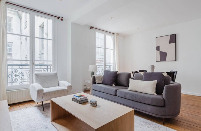 Blueground | Jardin du Luxembourg, fully furnished