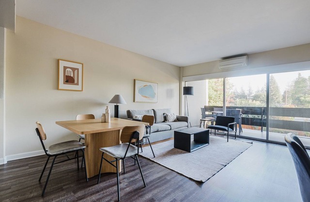 Blueground | Palo Alto 1bd apartment