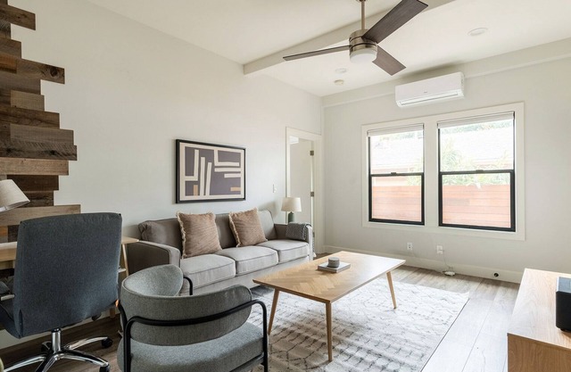 Blueground | Palo Alto, AC, w/d, nr Stanford