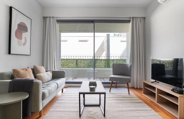 Blueground | Saldanha, furnished & decorated