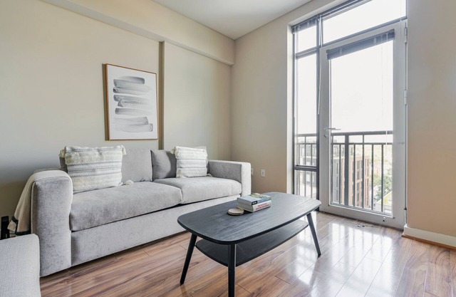 Blueground | Shaw, private entrance, nr Howard Theatre