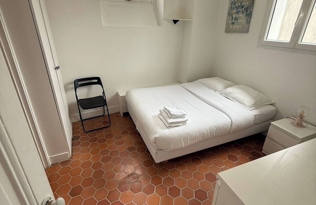 BnBNook - Charming 1BR near Place de la Bastille and Le Marais