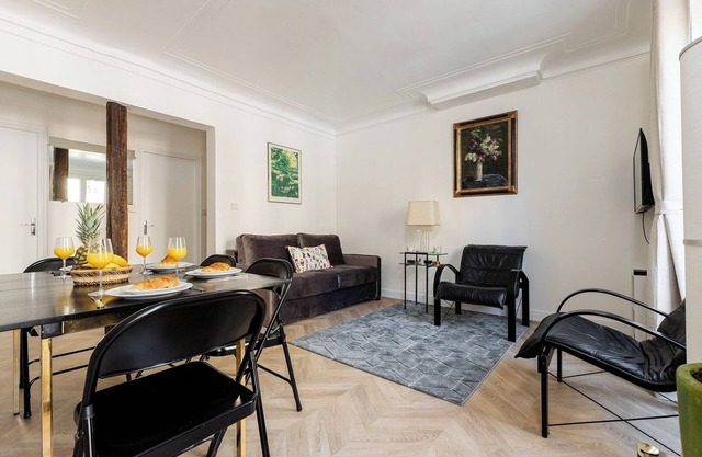 BnBNook - Cozy Studio Near Notre-Dame and Pantheon