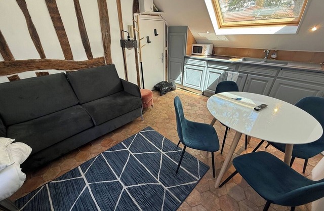 BnBNook - Experience Paris Life in Latin Quarter