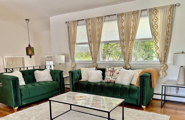 Boho 3 Bedroom House in Newark, DE - Ideal for Mid Term Rental