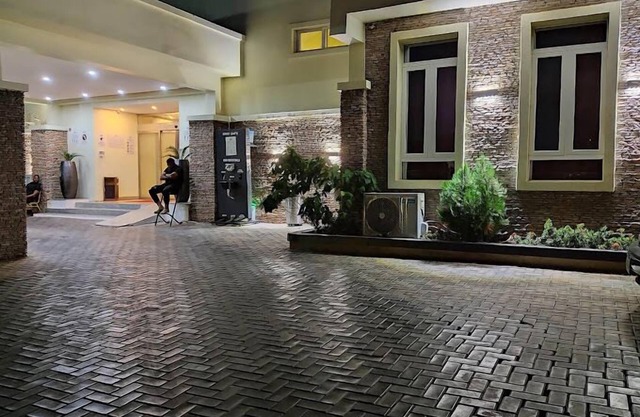 Bon Hotel Nest