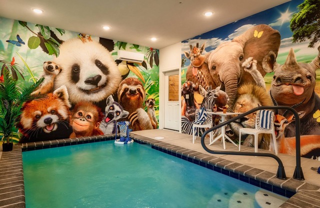 Book October Specials! Indoor Pool! Safari Themed!