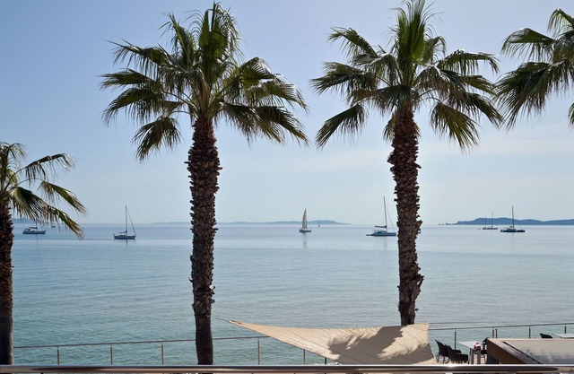 Bor Hôtel & Restaurant - Plage privée