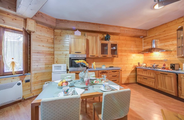 Borgata Family Studio Ski In Ski Out 300m, Sestriere, Italy