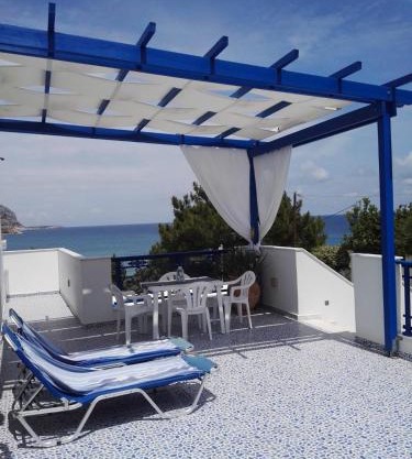 Bouganville Studios Stegna