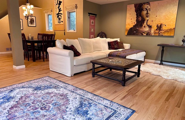 Boulder Sanctuary. Full house with 3 BR, 3 BA. Location, Location, Location!