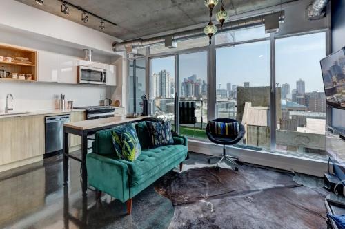 Boutique Studio City Views, Patio, Fireplace Voglio Bene